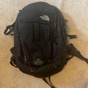 Black north face backpack